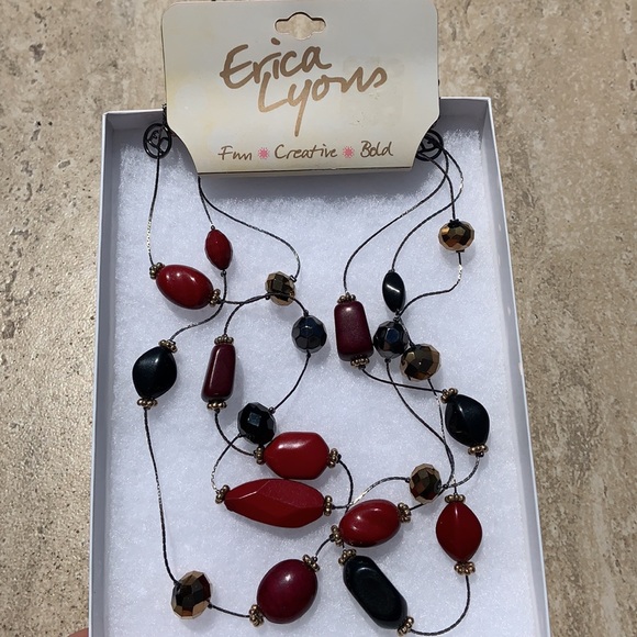 💥$10 SALE💥 NWT Erica Lyons Beaded Necklace - Picture 6 of 11